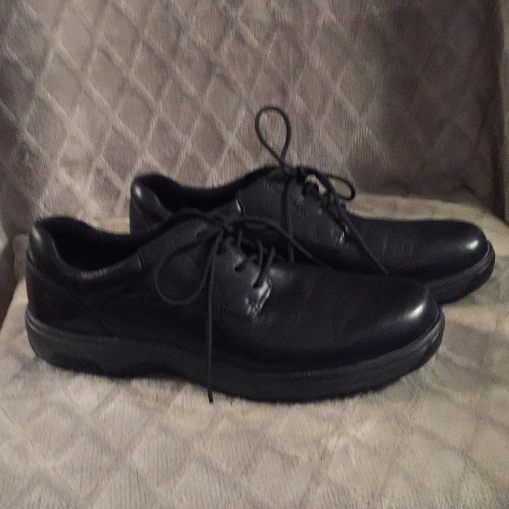 Men’s dress shoes